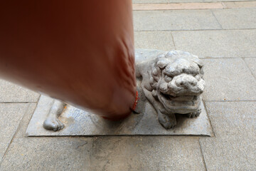 Chinese classical animal stone carvings are in the park, Beijing