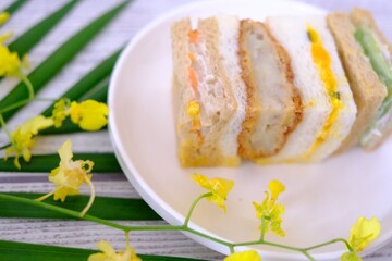 サンドイッチ　コロッケ　卵