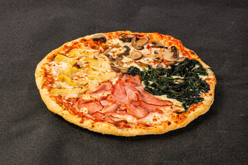 Pizza mix with sausages, mushrooms and pineapple