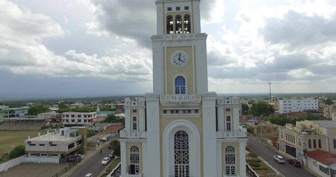 Aerial view of Sacred Heart of Jesus Church, Moca City, Espaillat Province, Dominican Republic. Toma a&eacute;rea Parroquia Sagrado Coraz&oacute;n De Jes&uacute;s Ciudad de Moca Provincia Esp&aacute;illat 
