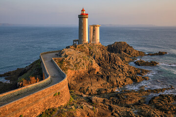 Phare du petit Minou, Rade de Brest, Bretagne © aterrom
