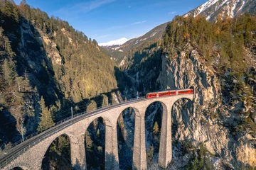 Foto auf Acrylglas Landwasserviadukt Train in Switzerland Crossing the Landwasser Viaduct