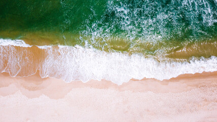 Praia de Barra da Tijuca no posto 7 em dia nublado Onda variação 1