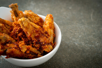 fried barbecue chicken wings in bowl
