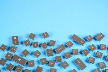 keyboard on blue background copy space 