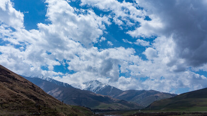 Fototapeta premium clouds over the mountains