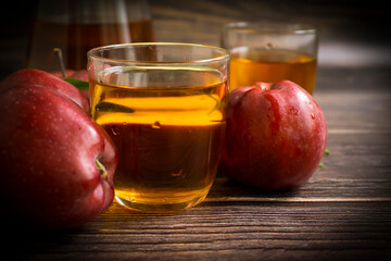 apple juice fruit on wooden background