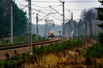 kolej-tory-pociąg © JacoPoland