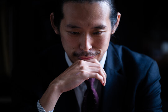 「企む」の画像 - 1,040 件の Stock 写真、ベクターおよびビデオ | Adobe Stock