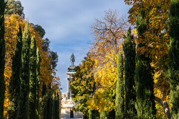 Autumn colors in El Retiro park in Madrid