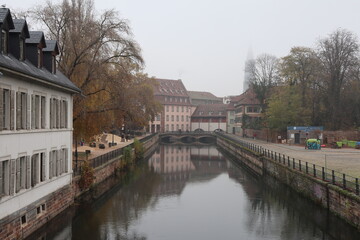 Canal dans le quartier surnommé 