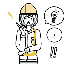立って素晴らしいアイデアをひらめいた工事現場の女性 フキダシに電球と感嘆符のセット