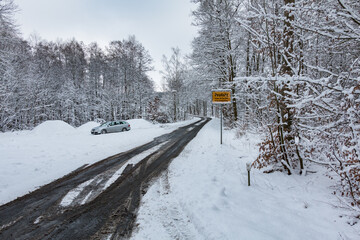 Im Wald, der Natur, zur Freude am Farben, Pflanzen, Bäumen und Jahreszeiten.
In the forest, in nature, to enjoy colors, plants, trees and the seasons
