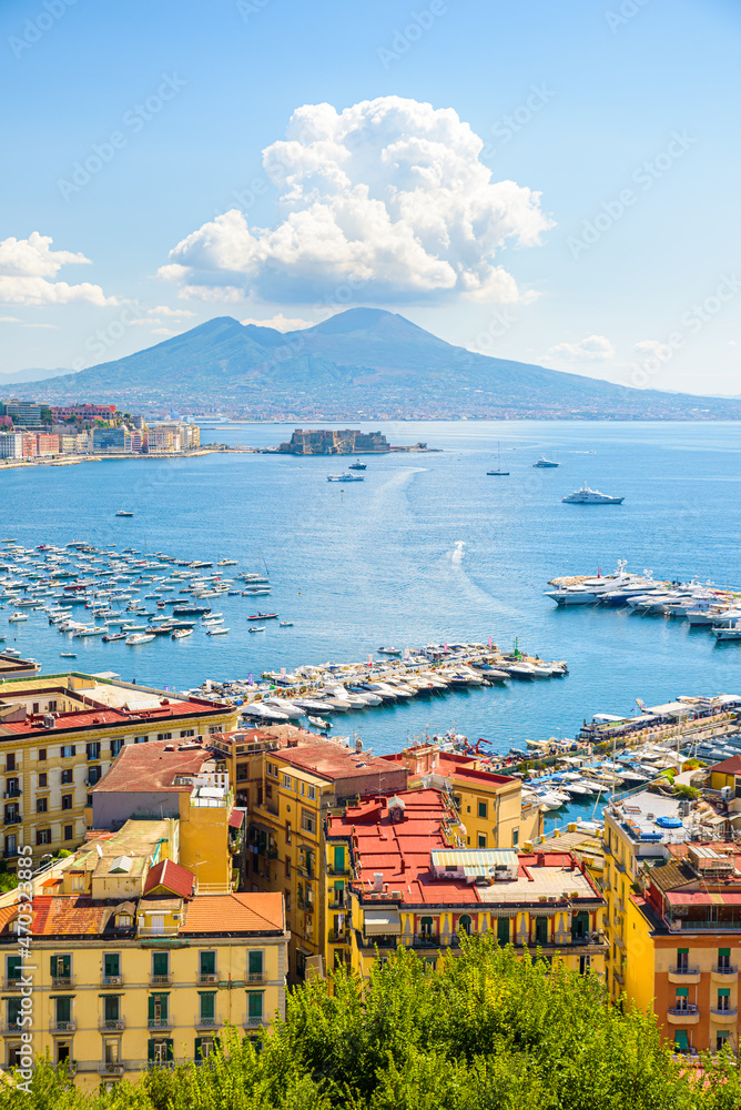Wall mural naples, italy. august 31, 2021. view of the gulf of naples from the posillipo hill with mount vesuvi - Wall murals