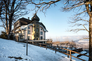 Gurten Kulm, beliebtes Ausflugsziel bei Bern, Schweiz.
Stadt, Hotel, Restaurant, Winter, Schnee, Gebäude, Architektur.