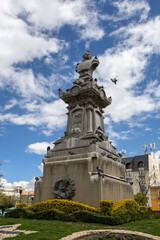 Fototapeta na wymiar Monument to Marshal Antonio Jose de Sucre in La Paz, Bolivia