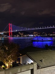 istanbul bridge nightlife