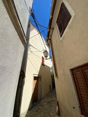 Krk Insel und Stadt Kroatien Kvarner Bucht Adria Gespanschaft Primorje-Gorski Kotar im Sommer