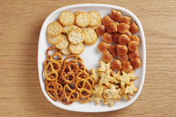 Various small cookies