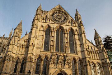 Fototapeta na wymiar Stained glass and gothic architecture of York Minster Cathedral