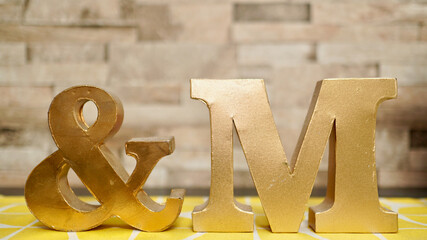 ＆M