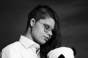 Portraits d'un Jeune modèle féminin