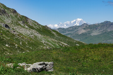 Montagne en &eacute;t&eacute;
