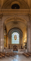 Obraz premium Paris, France - 11 13 2021: Saint-Germain-des-Pres district. View inside Saint-Sulpice Church