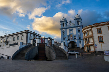 Błękitny kościół  Igreja da Misericordia w  Angra do Heroismo, wyspa Terceira, Azory