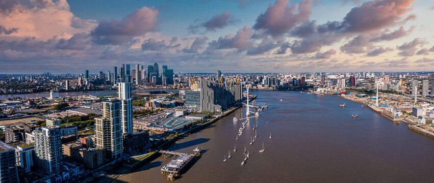 Aerial view of Emirates Air Line cable cars. The service is the UK's first urban cable car running across the Thames from the O2 to the Excel centre.