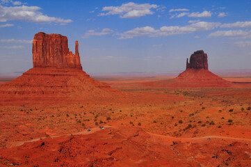 Fototapeta na wymiar The West and East Mitten Buttes from a viewpoint near the entrance to the Monument Valley Navajo Tribal Park, Arizona, USA