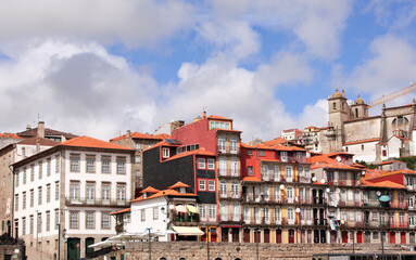 Fototapeta premium Houses in old part of Ribeira, Porto, Portugal