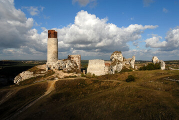 Stone castle ruins, Olsztyn, Jura Krakowsko-Częstochowska, Poland
