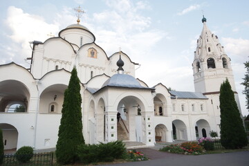Fototapeta na wymiar Suzdal town monastery