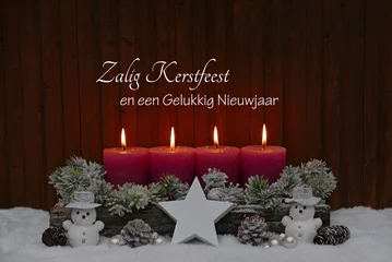 Fototapeten Weihnachtskarte mit Text auf niederländisch:Zalig Kerstfeest en een Gelukkig Nieuwjaar © Racamani