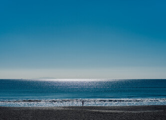 青い海と青い空
