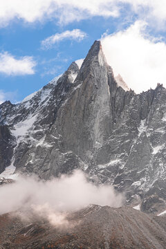 Idyllic view of Aiguille du Dru mountain, Chamonix, France