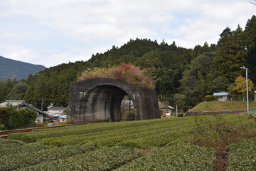 Fototapeta na wymiar 日本一短いトンネル