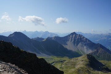 Obraz premium Mountains on the Rothorn in Grisons, Graubunden