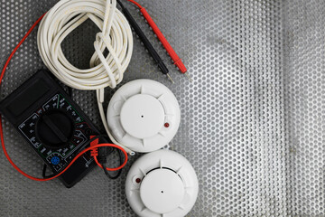 Installation of a new fire alarm system, smart home.