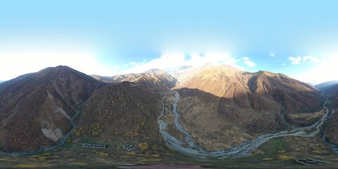 Fototapeta na wymiar 360 panorama of the gorge in the mountain range