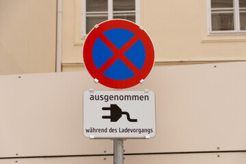 Halteverbot ausgenomme Ladetätigkeit für Elektroautos