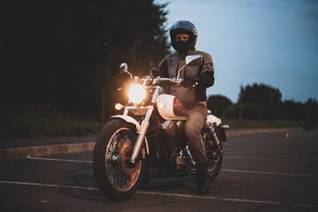 Obraz na płótnie Canvas Biker on a motorcycle