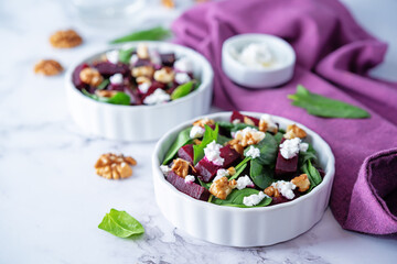 Spinach beet goat cheese walnuts salad