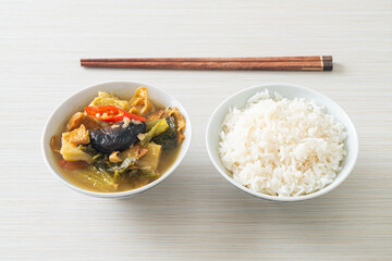 boiled pickled cabbage and bitter gourd soup