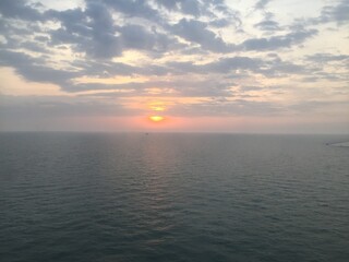 Naklejka premium sunrise