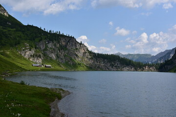 Naklejka na ściany i meble picturesque lake in the austrian alps - Tappenkarsee