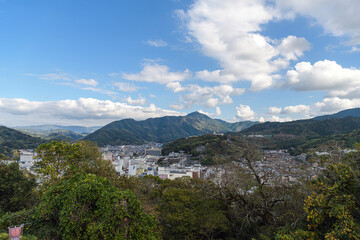 Fototapeta na wymiar 宇和島城から望む宇和島市街の風景