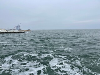 Obraz premium Seaview of Black sea, pier and harbour on the back