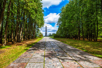 A picturesque alley to the monument-column to Dmitry Donskoy. The village of Ivanovo. Kurkinsky district. Tula region. Russia